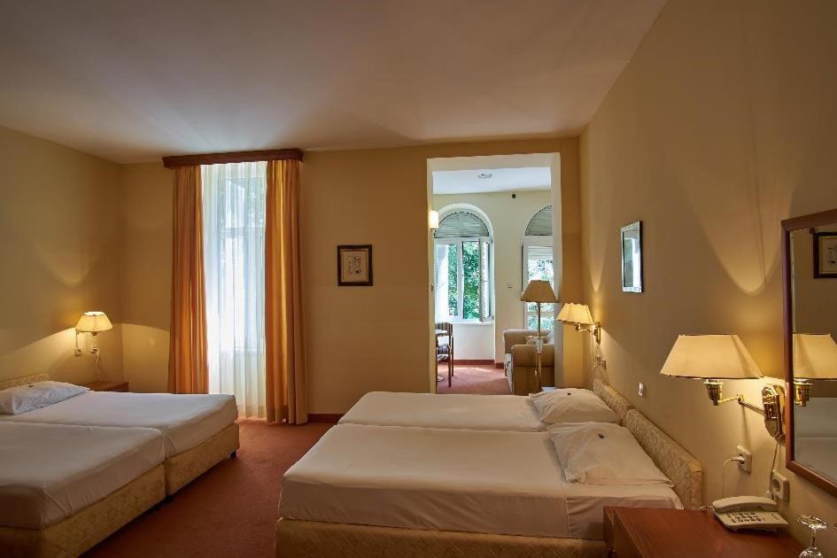 Hotel Vila Ruzica- Glavna Zgrada I Depandanse Криквеница Екстериор снимка