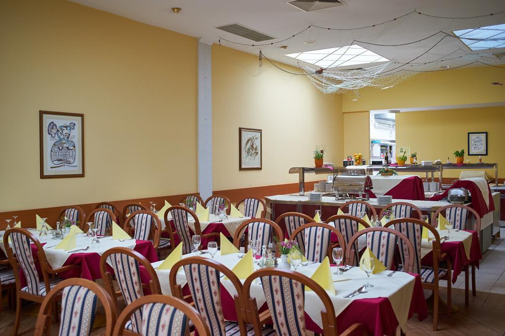 Hotel Vila Ruzica- Glavna Zgrada I Depandanse Криквеница Екстериор снимка