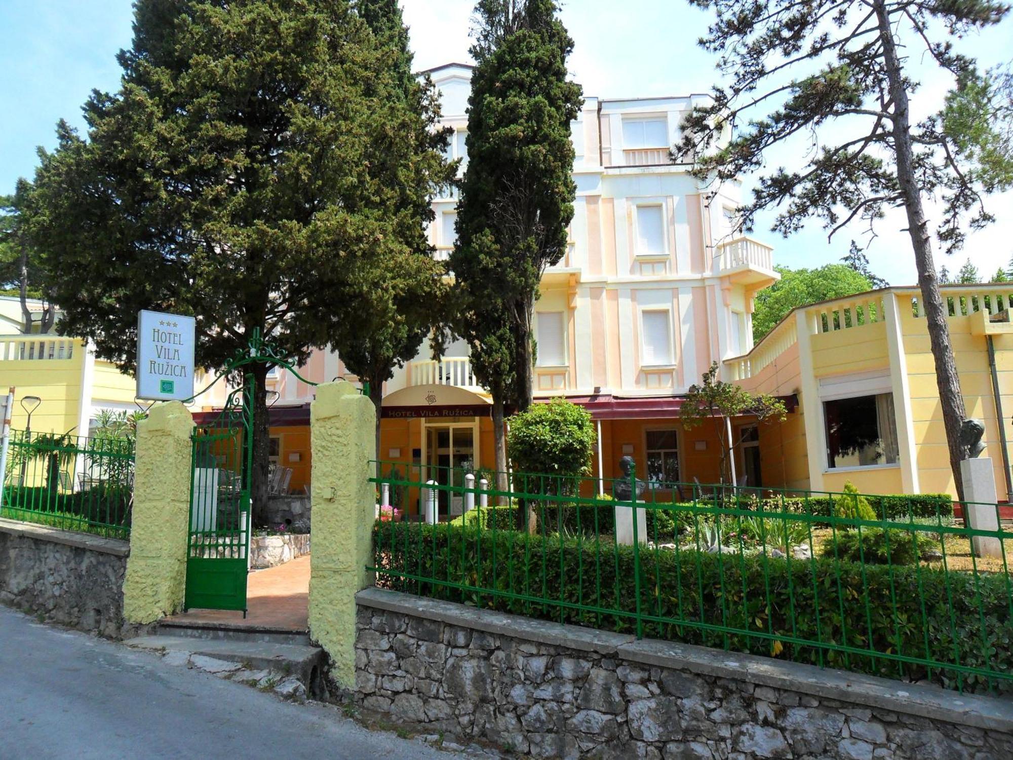 Hotel Vila Ruzica- Glavna Zgrada I Depandanse Криквеница Екстериор снимка