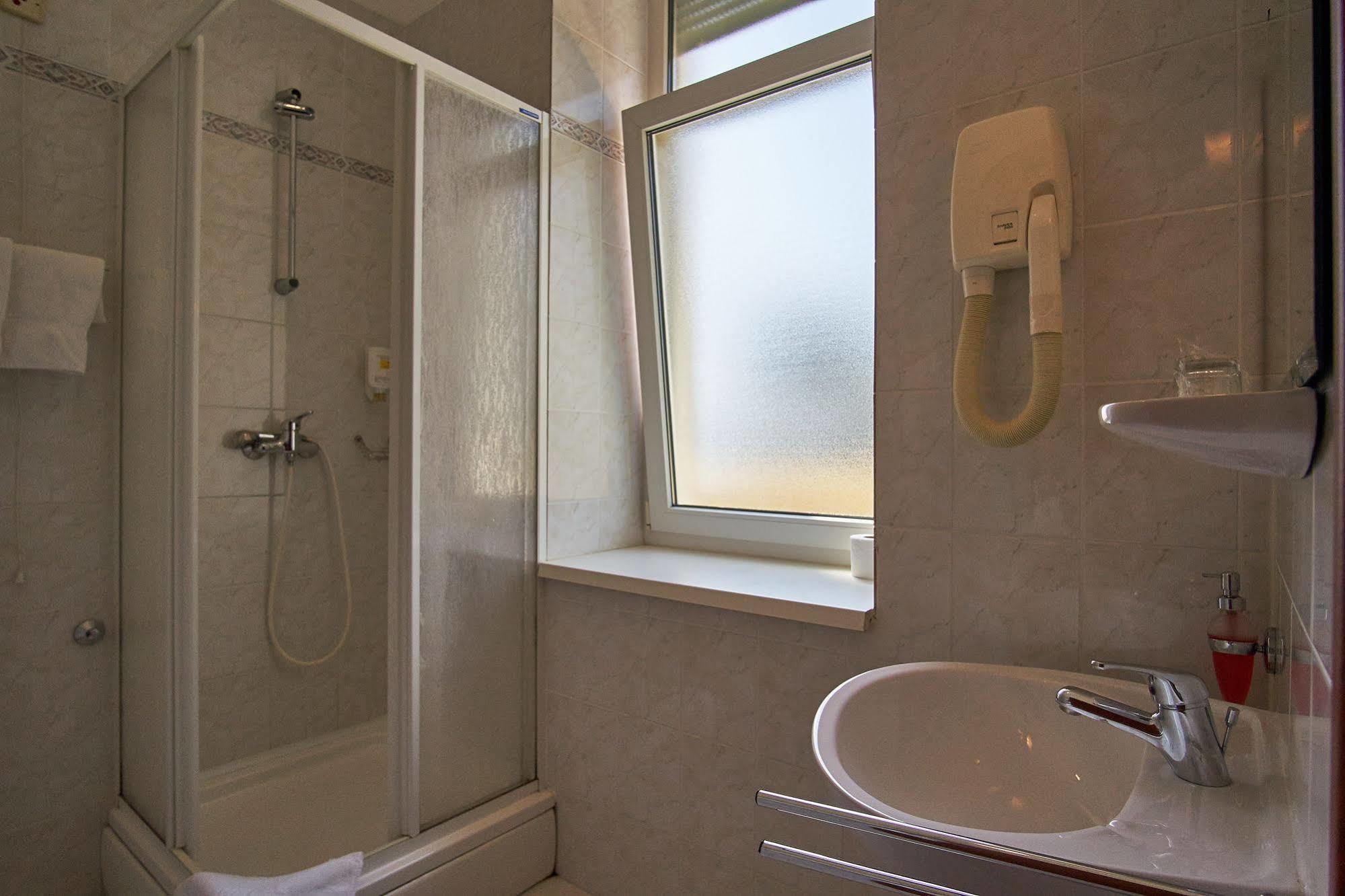 Hotel Vila Ruzica- Glavna Zgrada I Depandanse Криквеница Екстериор снимка